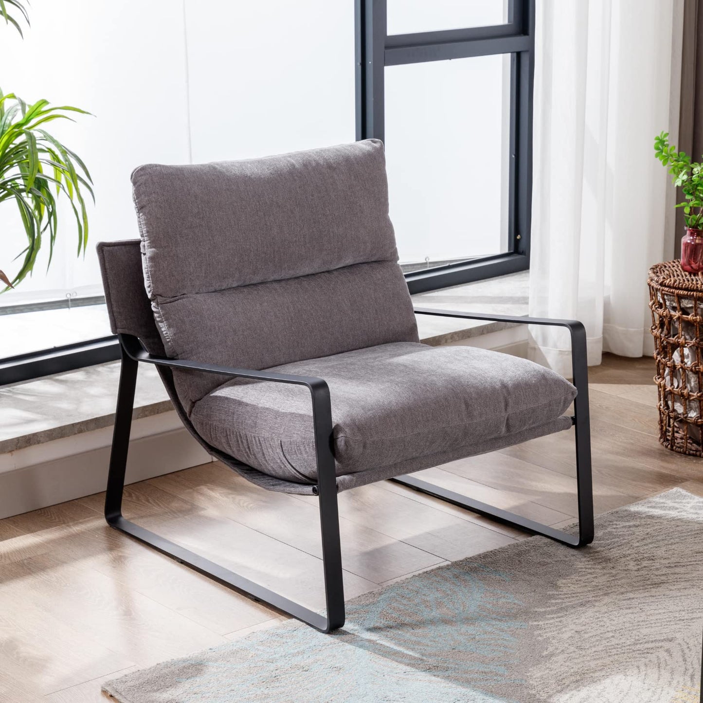Poltrona Lounge Moderna con Imbottitura Spessa – Poltrona Relax Design